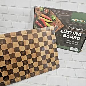 Thetchry 100% wood large Checkered Cutting Board BRAND NEW IN BOX (12"L x 16" W)
